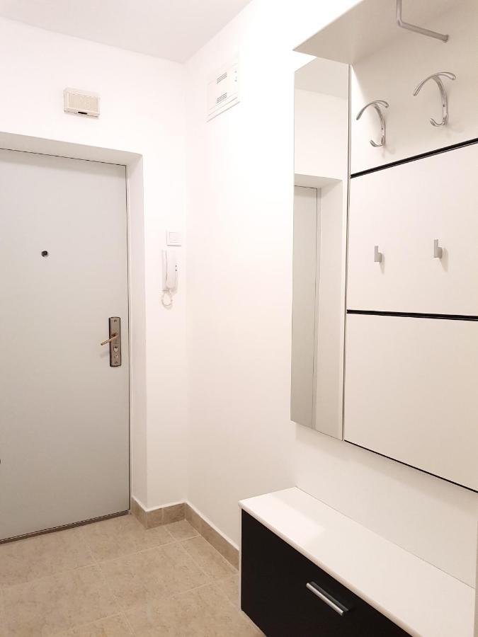 Appartement Apartman Monte Rizzi à Pula Extérieur photo